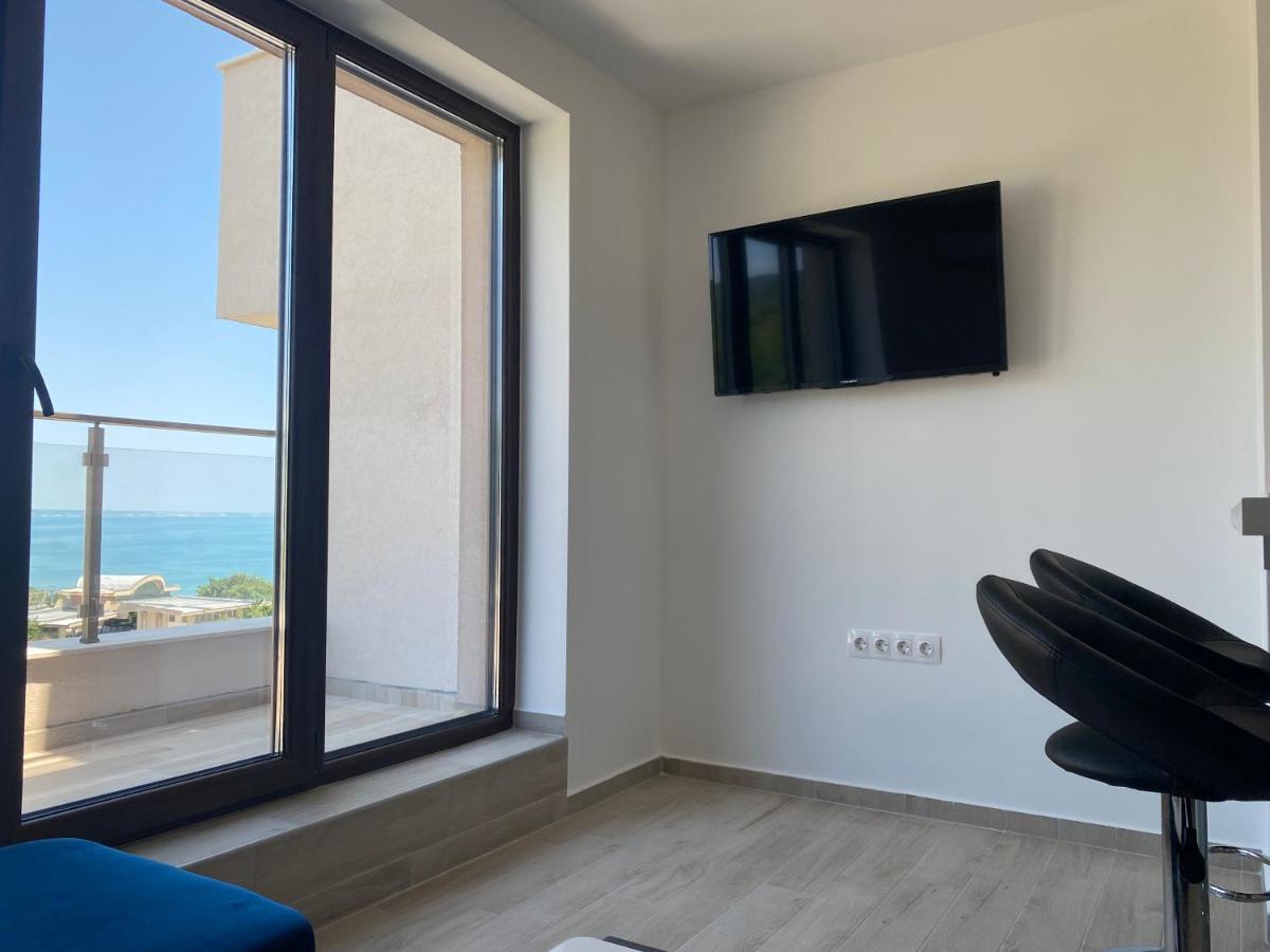 Sea View, Luxury Apartment In Amelia Complex, Kabakum Beach セインツ・コンスタンティン＆ヘレナ エクステリア 写真